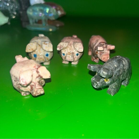 Carved Soapstone Little pig Lot of 5‎ - Picture 1 of 3